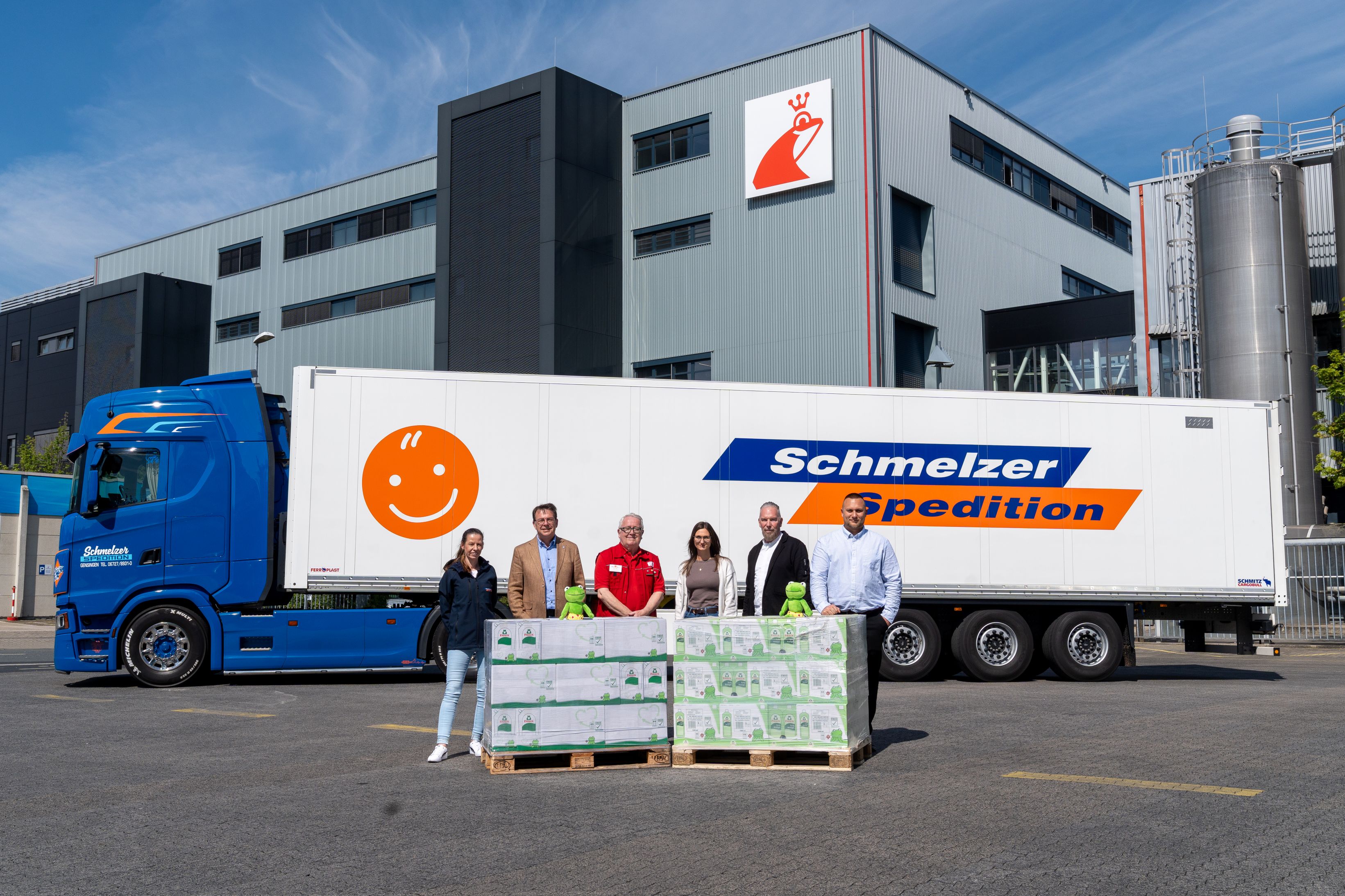 Schmelzer Spedition aus Gensingen unterstützt Tafeln 